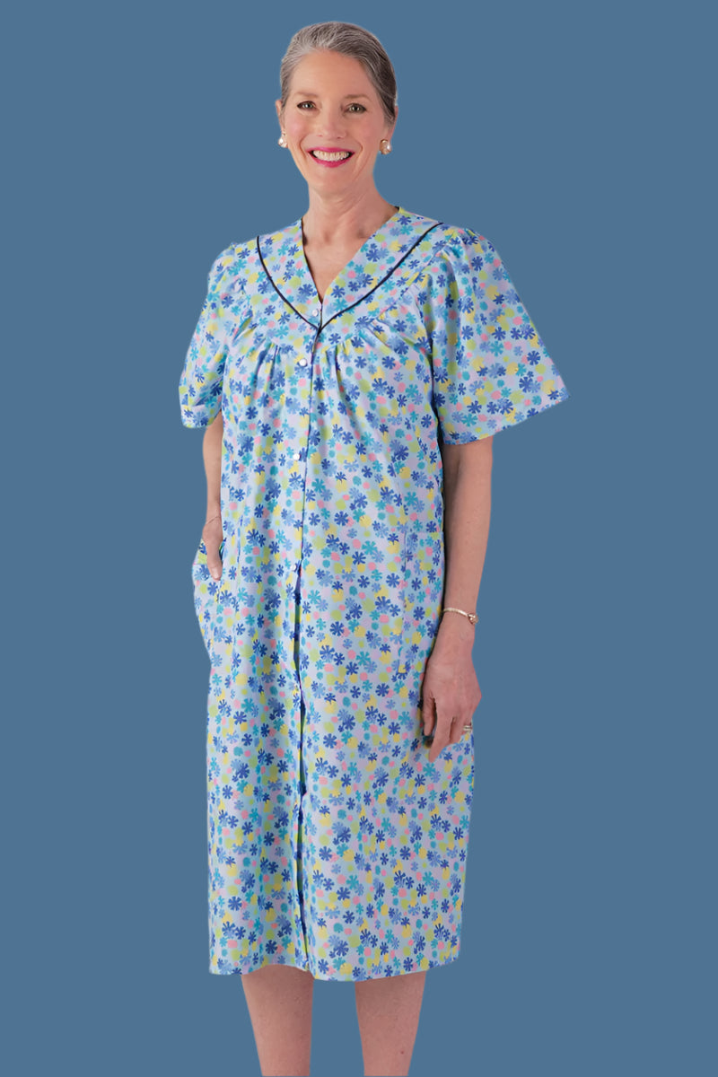 Cotton/Poly Snap Front Duster for women by Buck & Buck, and available in different sizes. This sleepwear item is part of our nightgowns collection.
