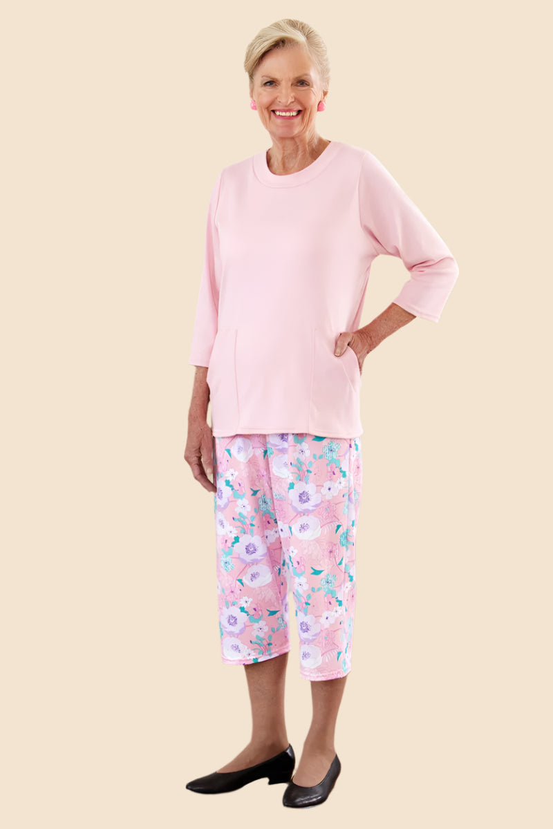 Printed Capri Knit Pants for women by Buck & Buck, and available in different sizes. This bottoms item is part of our trousers collection.