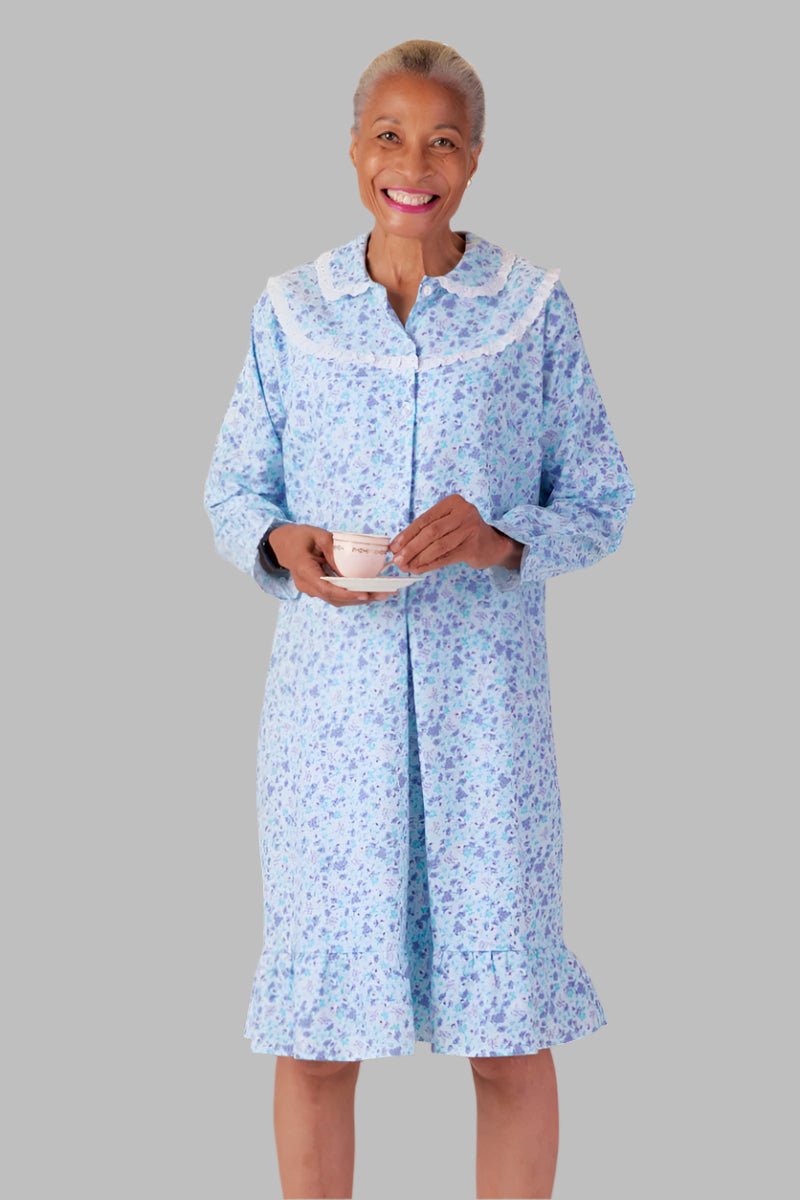 Short Flannel Gown for women by Buck & Buck in Pink, and available in different sizes. This sleepwear item is part of our nightgowns collection.