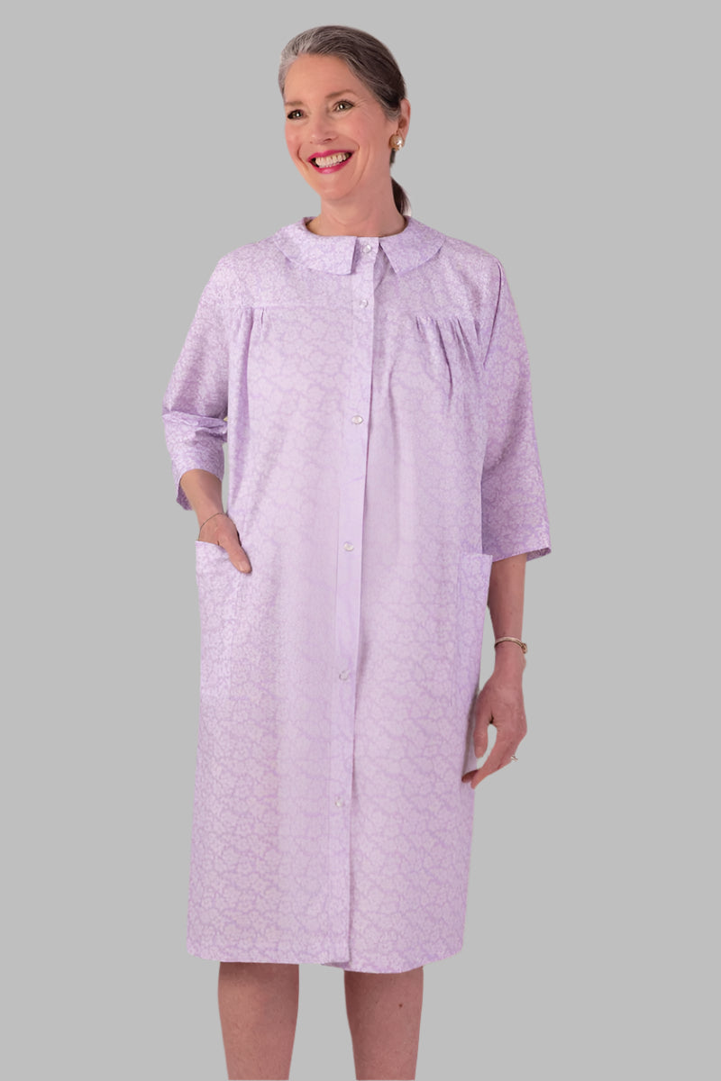 Cotton/Poly Snap Front Duster With Collar for women by Buck & Buck in White, and available in different sizes. This sleepwear item is part of our nightgowns collection.