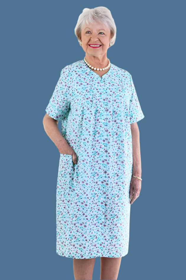 Cotton/Poly Snap Front Duster for women by Buck & Buck in Blue, and available in different sizes. This sleepwear item is part of our nightgowns collection.