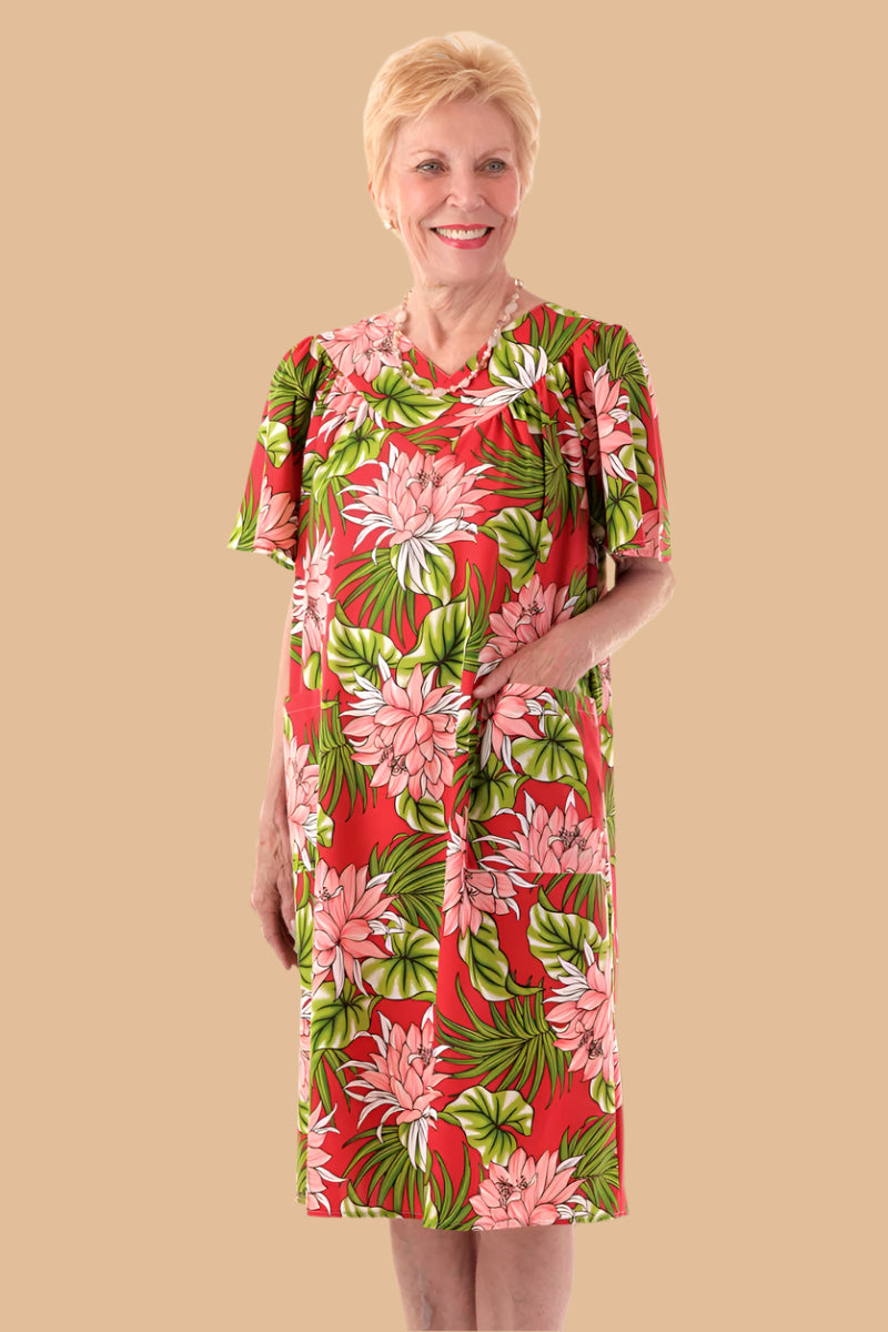 Hawaiian Print Muu Muu for women by Buck & Buck, and available in different sizes. This dresses & skirts item is part of our dresses collection.