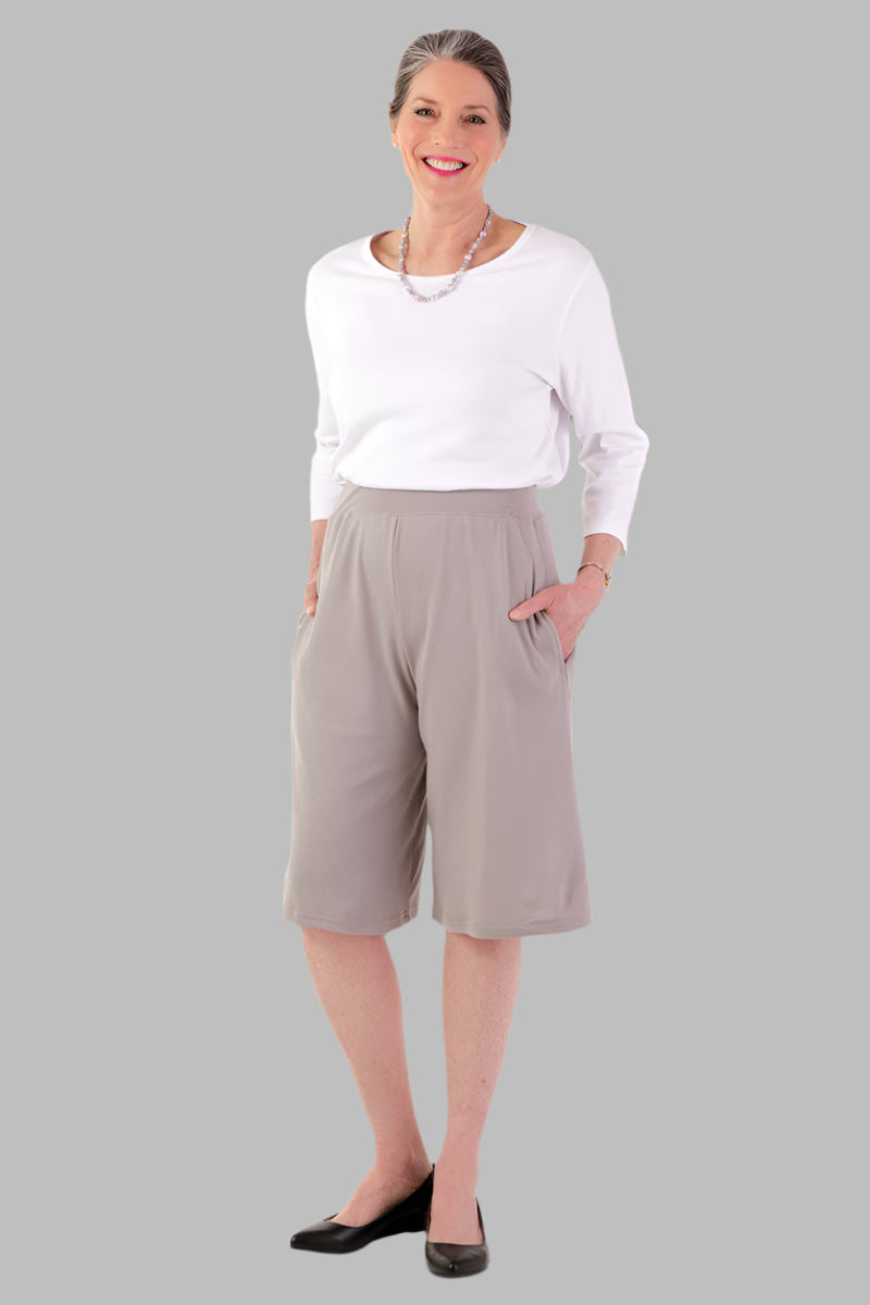 3/4 Sleeve Scoop Neck Top for women by Buck & Buck in White, and available in different sizes. This tops item is part of our blouses collection.