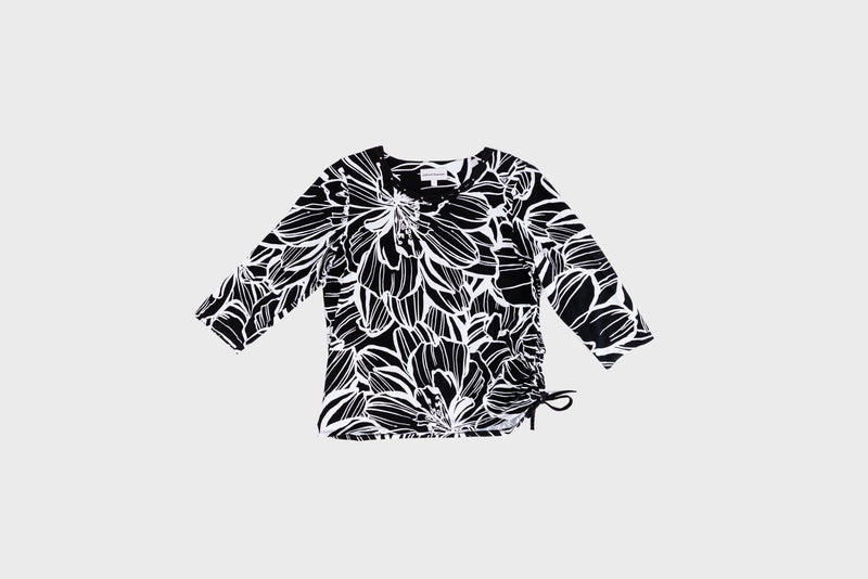 The women's everyday knit top  by Alfred Dunner in black and available in different sizes. This top is part of our women's blouses  collection.