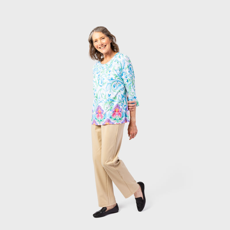 The women's everyday knit top  by Alfred Dunner in pink and available in different sizes. This top is part of our women's blouses  collection.