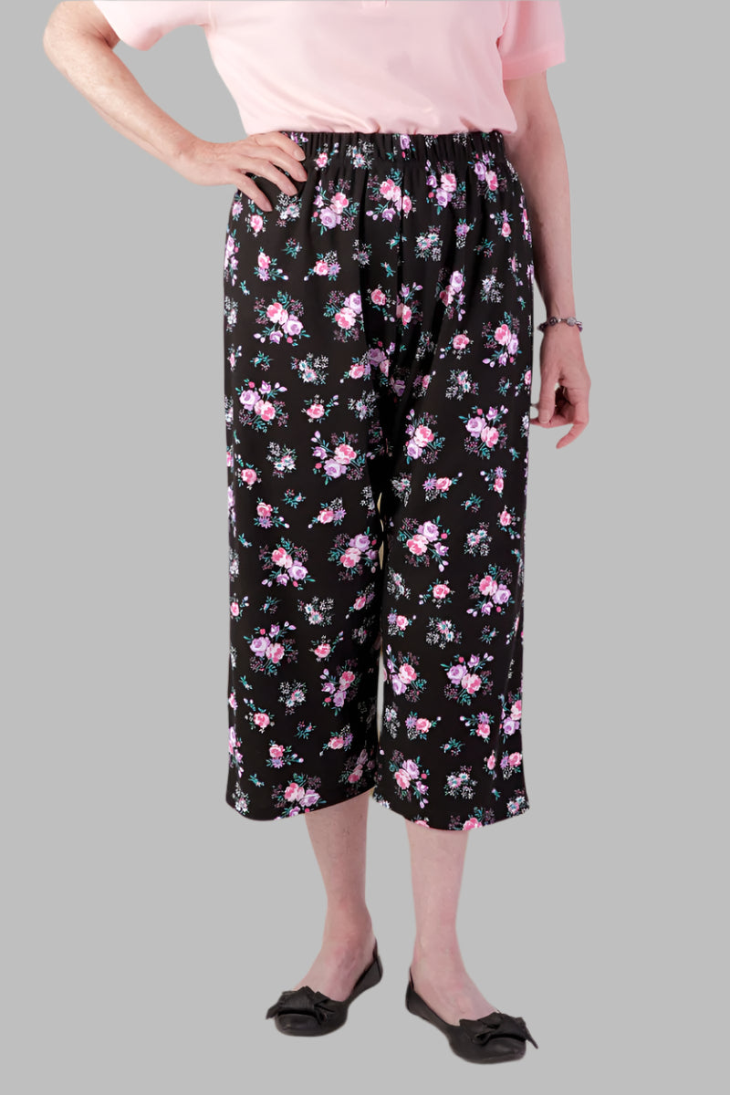 Printed Capri Knit Pants for women by Buck & Buck in Black, and available in different sizes. This bottoms item is part of our trousers collection.