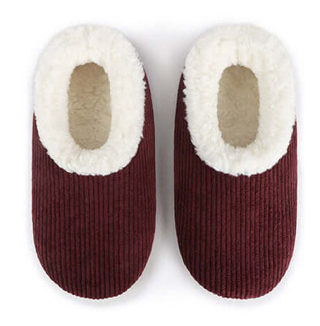 Women's Snoozies by Buck & Buck in Cabernet, and available in different sizes. This footwear item is part of our slippers collection.