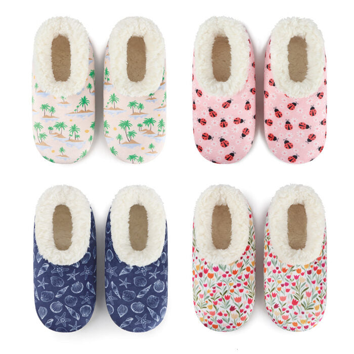 Women's Snoozies by Buck & Buck, and available in different sizes. This footwear item is part of our slippers collection.